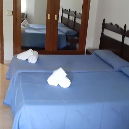 Entrimo Hostal Entrimena 2 מראה חיצוני תמונה